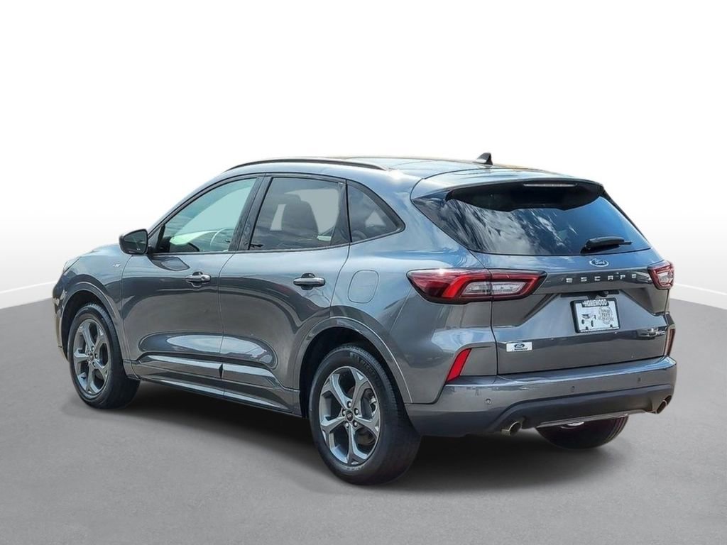 Certified 2023 Ford Escape ST-Line w/ Tech Pack #1 AWD/4WD image 3