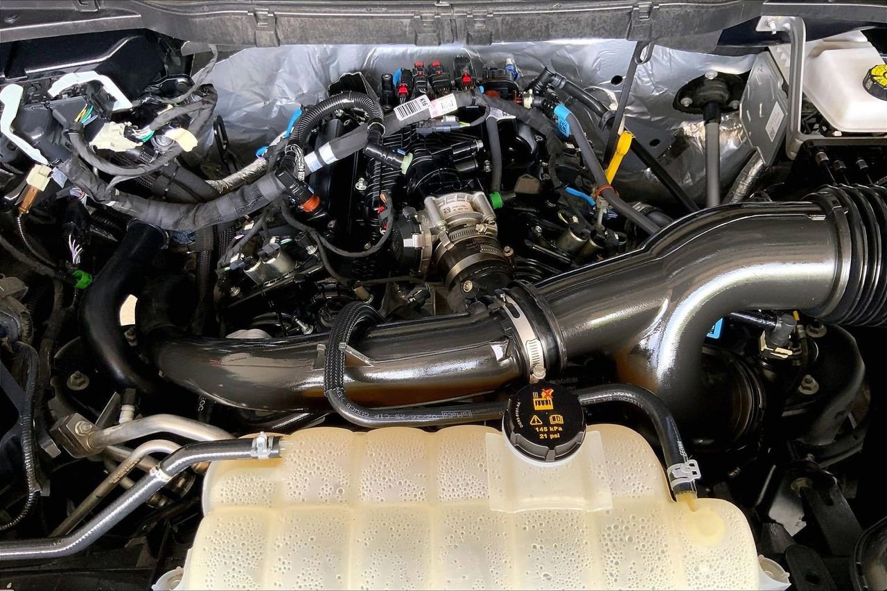 Certified 2025 Ford F150 XLT w/ Equipment Group 301A Standard AWD/4WD image 32