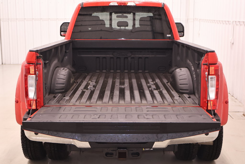 Certified 2019 Ford F350 XLT w/ XLT Premium Package AWD/4WD image 37