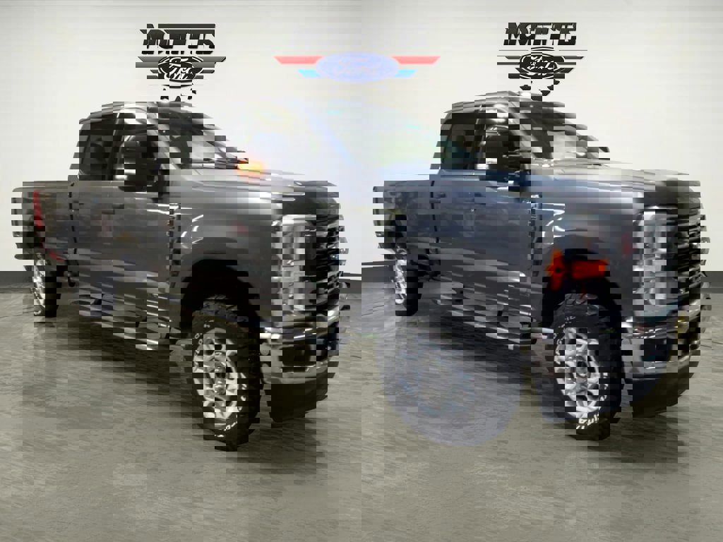 Certified 2025 Ford F250 XLT image 7