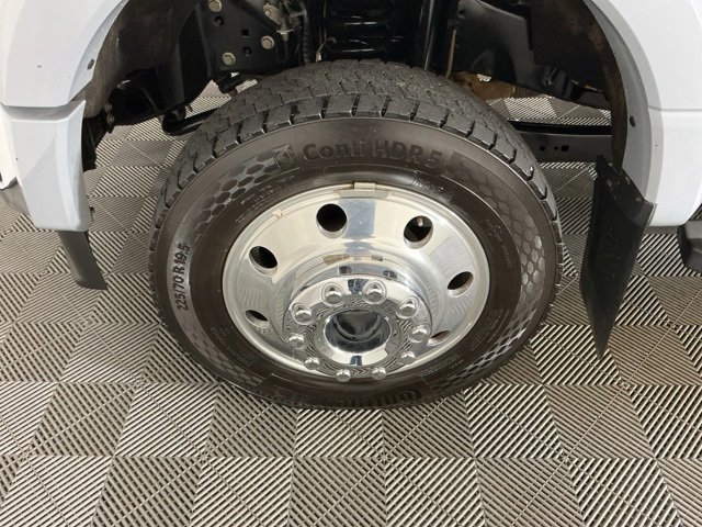 Certified 2025 Ford F450 Lariat w/ FX4 Off-Road Package image 33