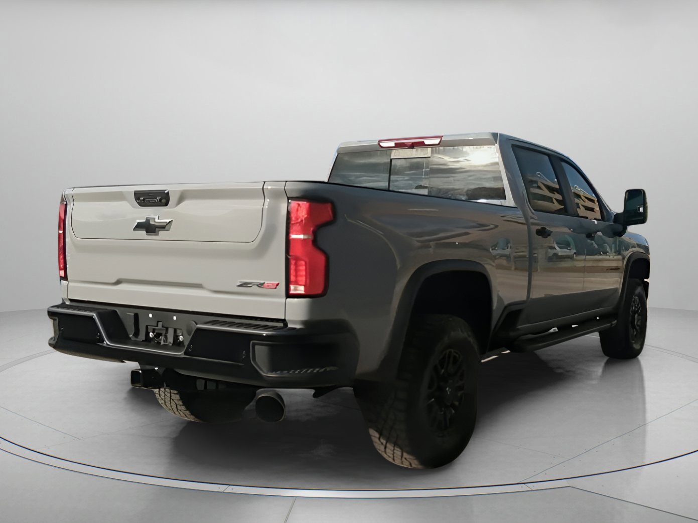 Used 2025 Chevrolet Silverado 2500 ZR2 image 19