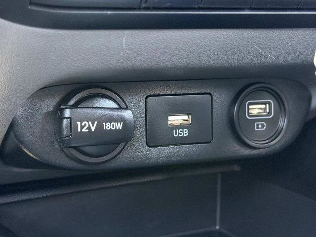Used 2023 Hyundai Elantra SEL FWD image 23