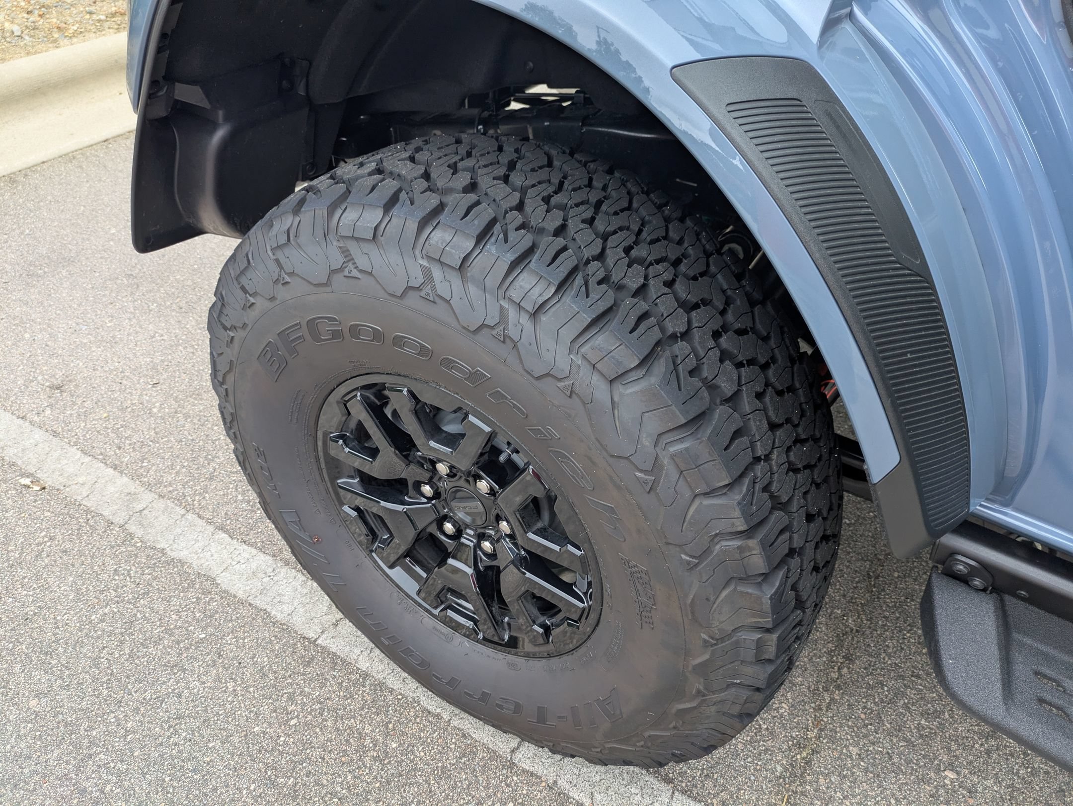 Certified 2025 Ford Bronco Raptor AWD/4WD image 37