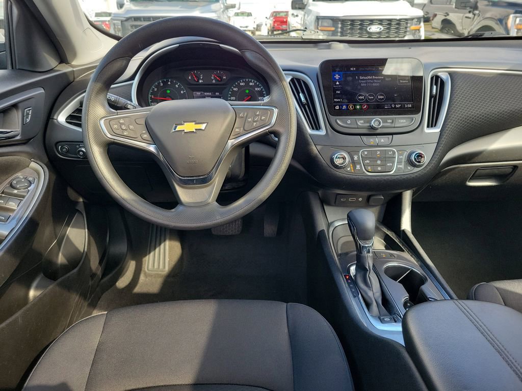 Used 2024 Chevrolet Malibu LT image 12