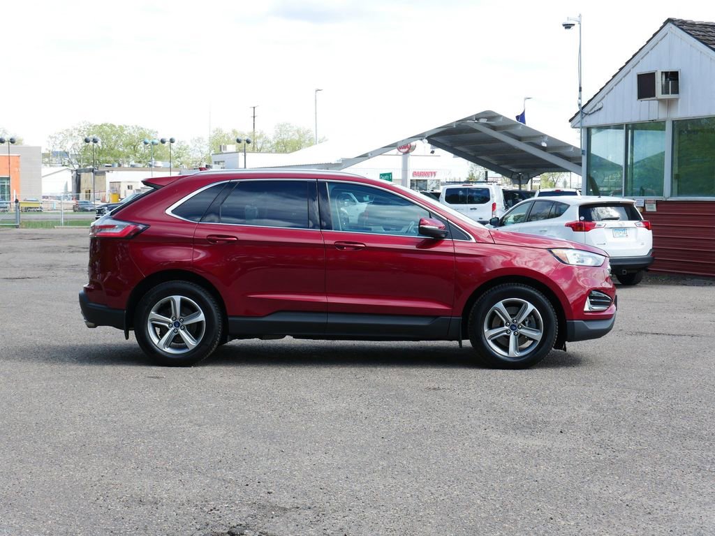 Certified 2019 Ford Edge SEL w/ Equipment Group 201A AWD/4WD image 2