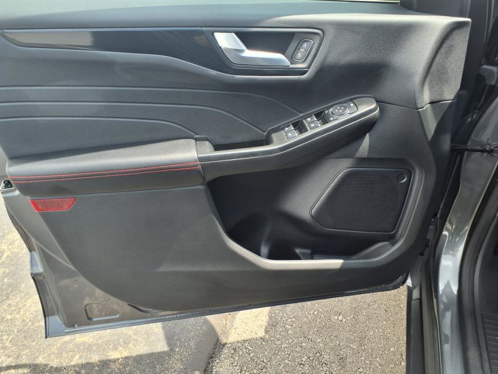 Certified 2023 Ford Escape ST-Line w/ Tech Pack #1 image 11