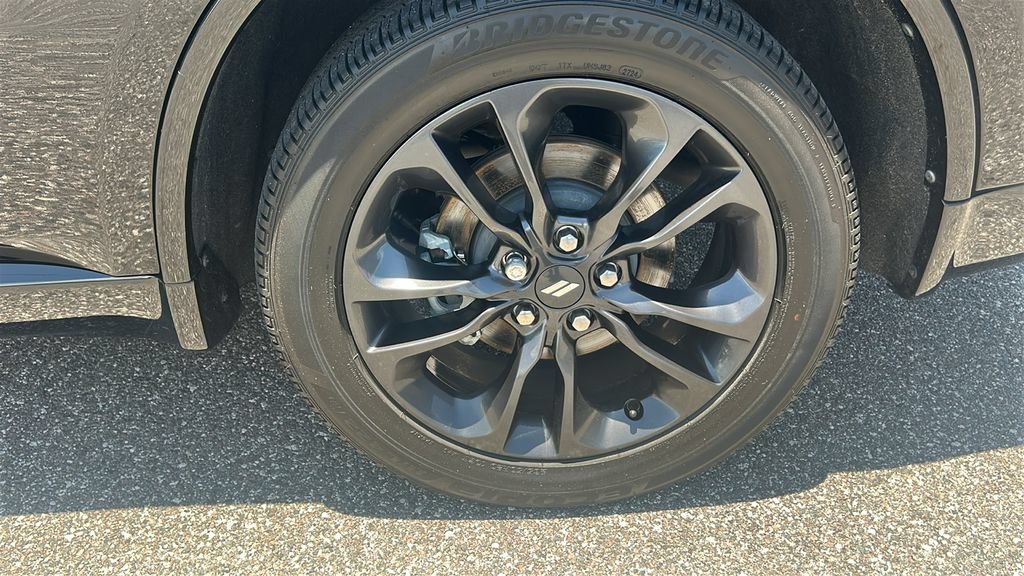 Used 2025 Dodge Durango GT RWD image 16