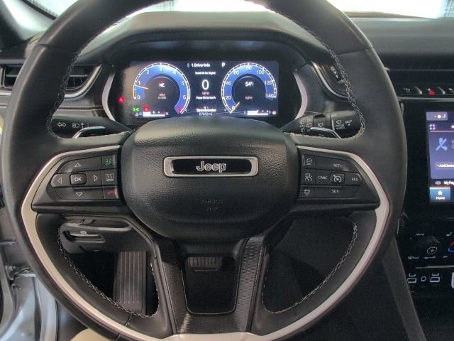 Used 2023 Jeep Grand Cherokee Altitude AWD/4WD image 18