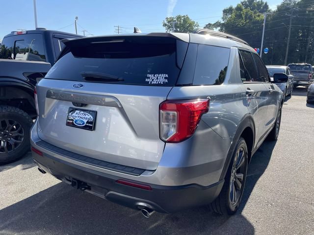 Certified 2023 Ford Explorer XLT w/ Equipment Group 202A RWD image 6