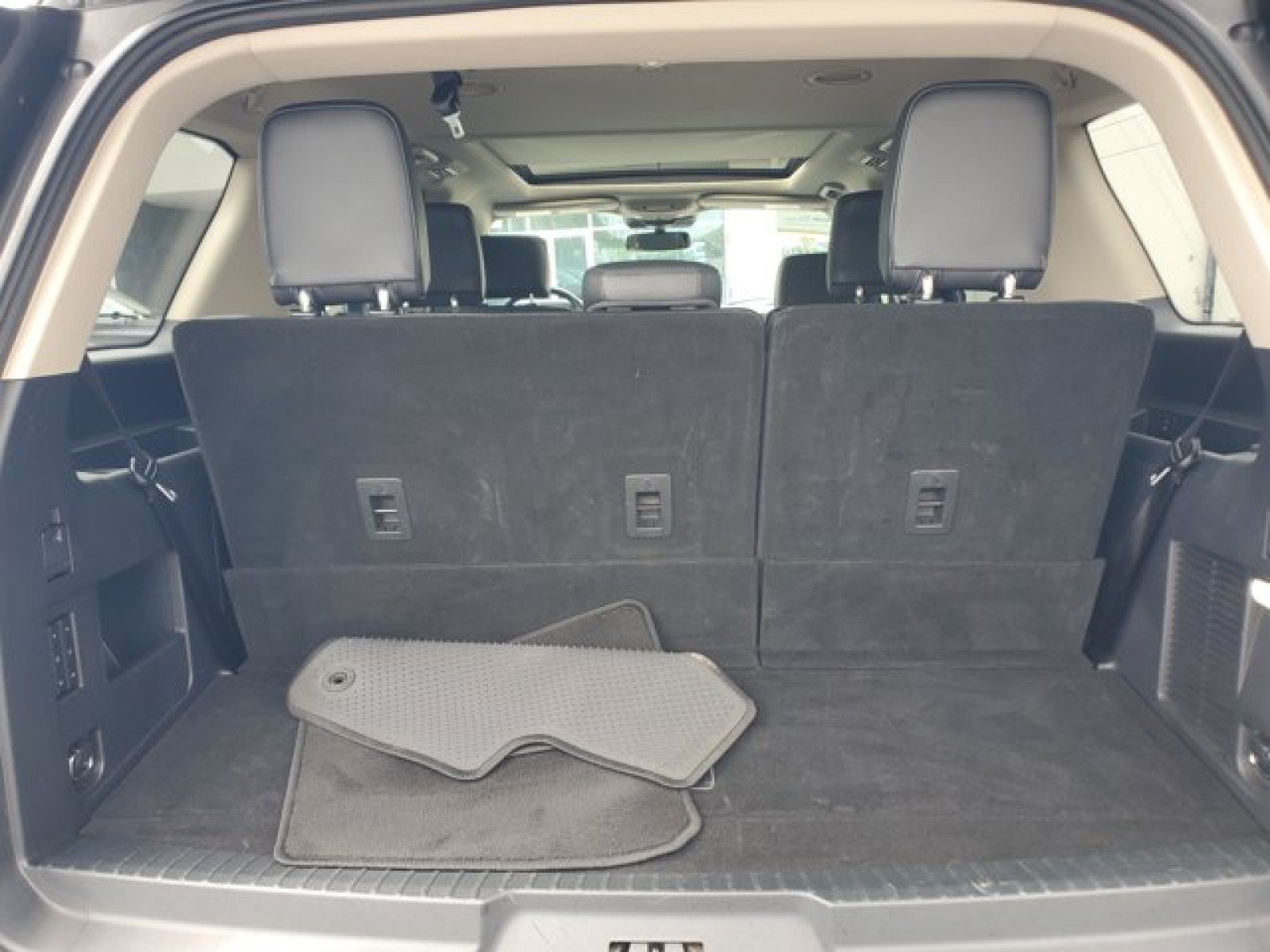 Certified 2023 Ford Expedition XLT RWD image 8