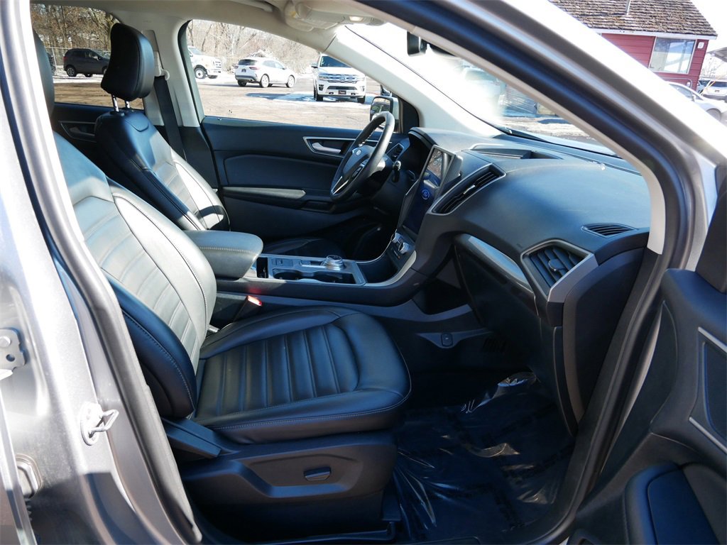 Certified 2024 Ford Edge SEL image 8