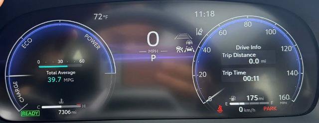Used 2026 Toyota Crown Signia w/ Advanced Technology Package AWD/4WD image 14