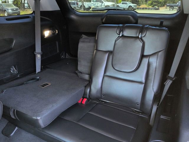 Certified 2023 Ford Explorer XLT w/ Equipment Group 202A AWD/4WD image 16