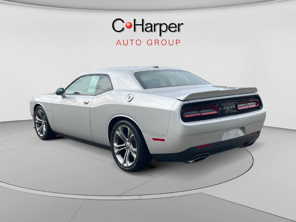 Used 2020 Dodge Challenger R/T RWD image 5