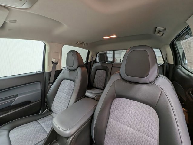 Used 2022 Chevrolet Colorado Z71 image 21