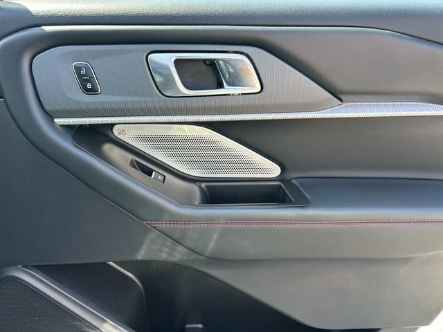 Certified 2025 Ford Explorer ST AWD/4WD image 30