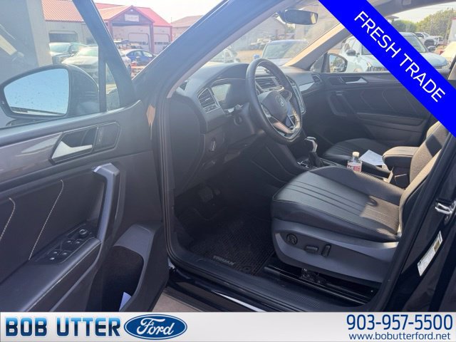 Used 2023 Volkswagen Tiguan SE FWD image 5
