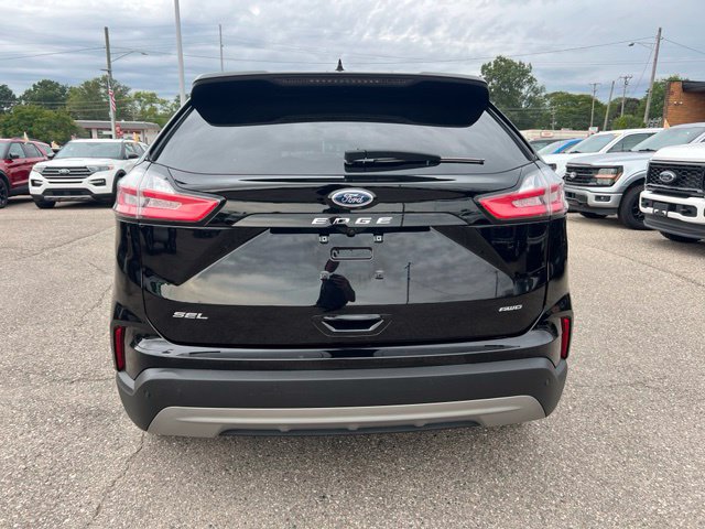 Certified 2024 Ford Edge SEL w/ Convenience Package AWD/4WD image 5
