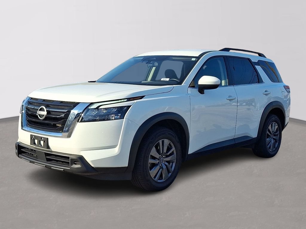 Used 2025 Nissan Pathfinder SV AWD/4WD image 3