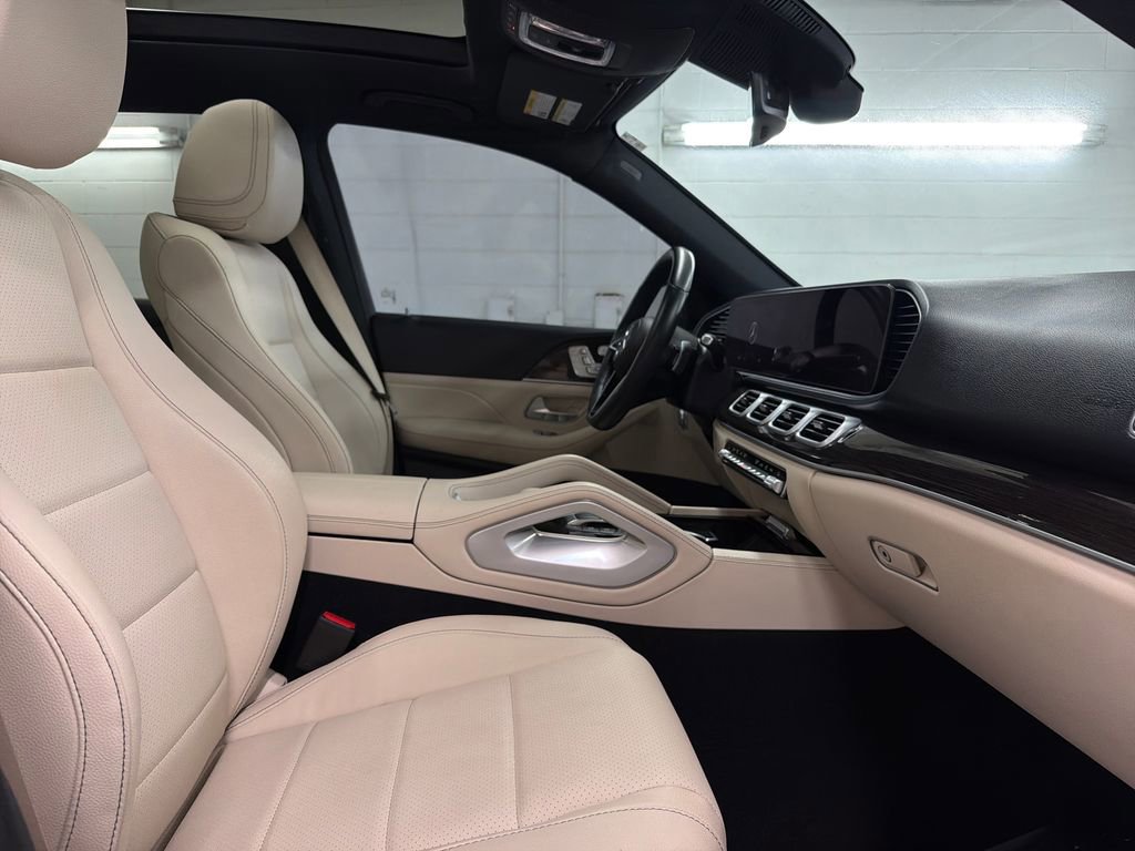 Used 2024 Mercedes-Benz GLE 350 4MATIC image 29
