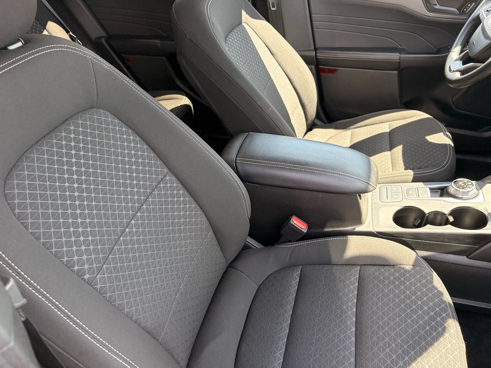 Certified 2024 Ford Escape Active FWD image 11