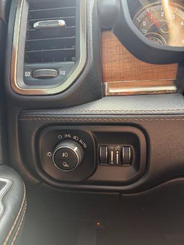 Used 2022 RAM 2500 Limited AWD/4WD image 15