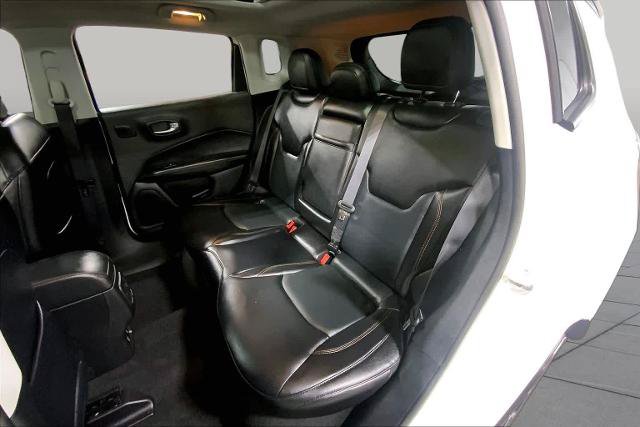 Used 2017 Jeep Compass Limited AWD/4WD image 21