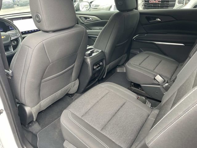 Used 2024 Chevrolet Traverse LT FWD image 23