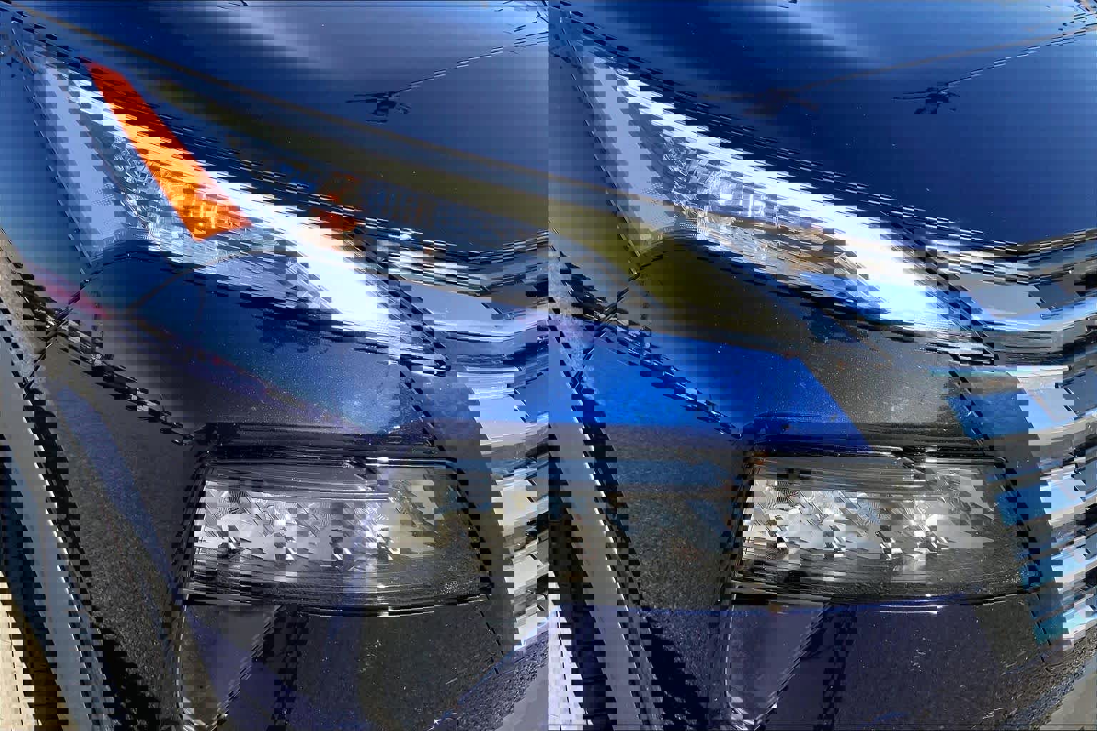 Used 2024 Nissan Rogue SV image 25