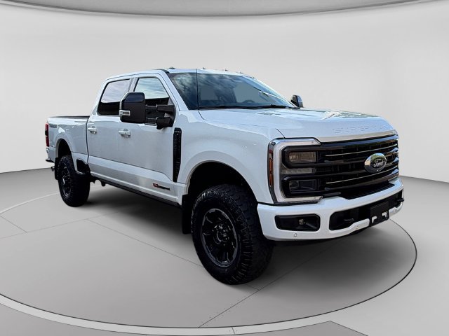 Certified 2025 Ford F350 Platinum w/ Tremor Off-Road Package AWD/4WD image 7