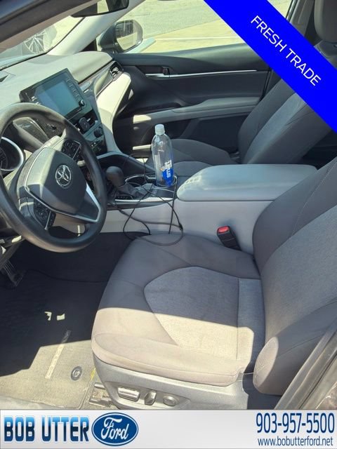 Used 2023 Toyota Camry LE FWD image 5