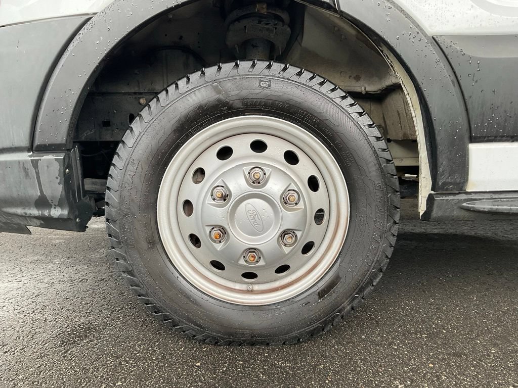 Certified 2022 Ford Transit 350 DRW RWD image 10