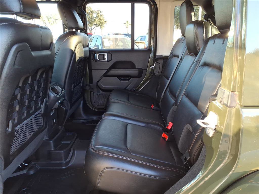 Used 2022 Jeep Wrangler Unlimited Rubicon w/ Xtreme Recon 35" Tire Package image 13