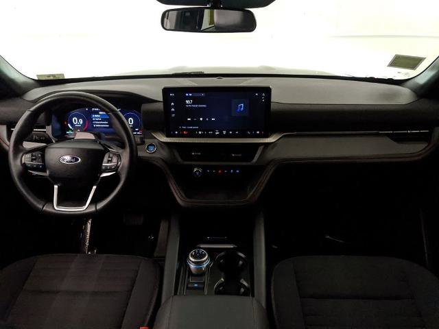 Certified 2025 Ford Explorer ST-Line w/ ST-Line Street Pack image 14