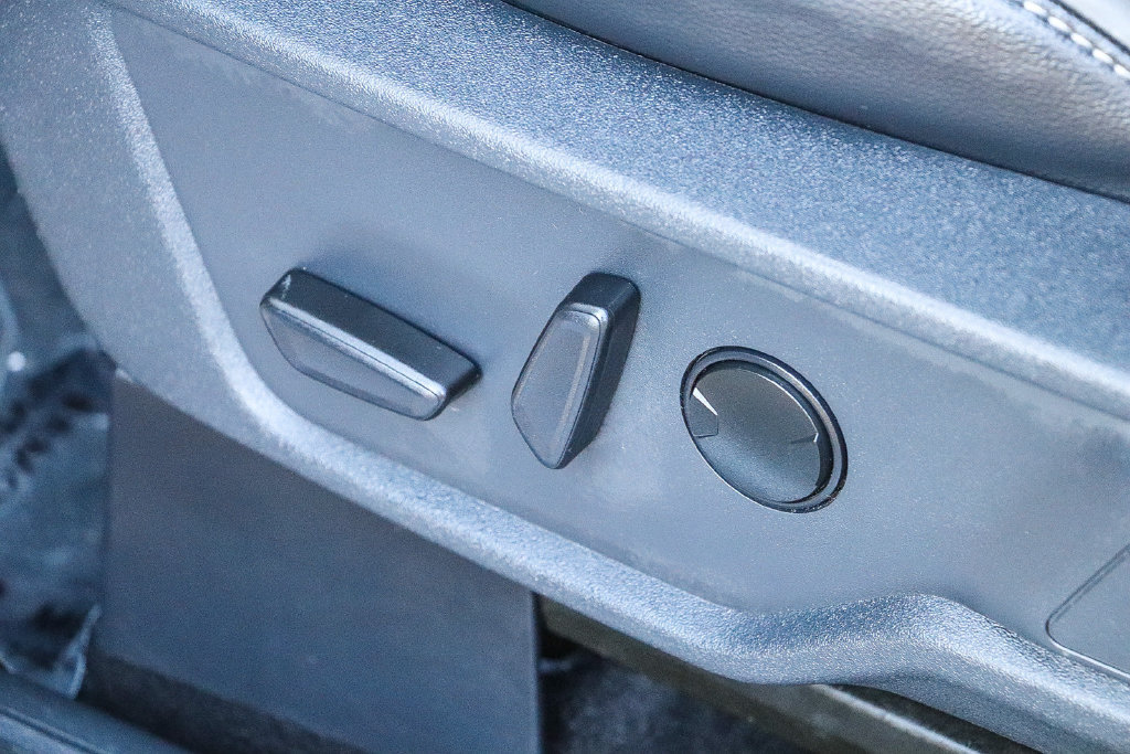 Certified 2025 Ford Bronco Outer Banks AWD/4WD image 26