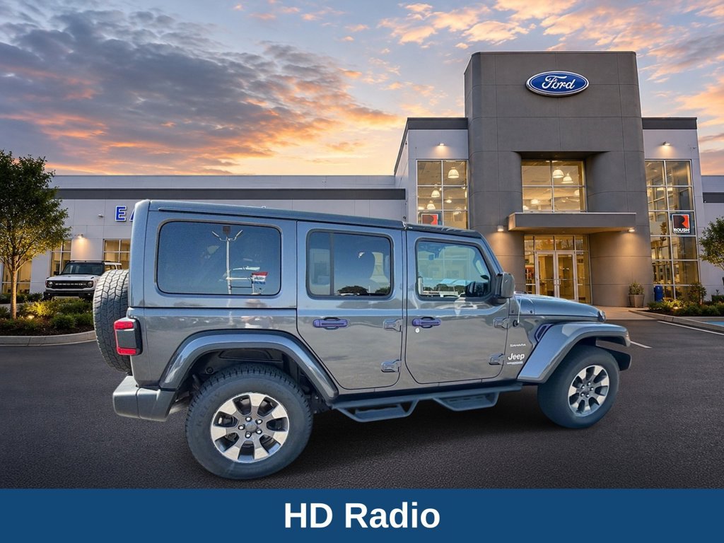 Used 2019 Jeep Wrangler Unlimited Sahara AWD/4WD image 8