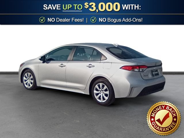 Used 2025 Toyota Corolla LE FWD image 4