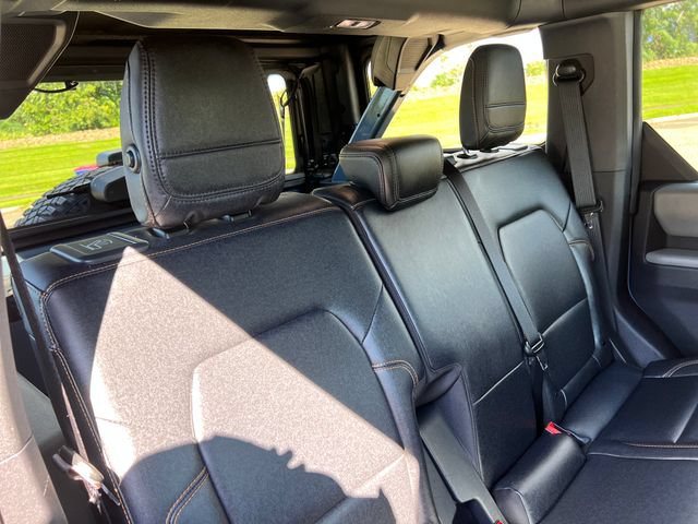 Certified 2023 Ford Bronco Badlands w/ Sasquatch Package AWD/4WD image 33