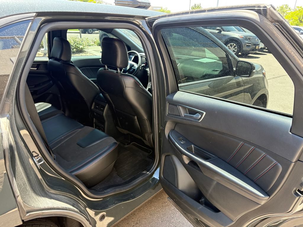 Certified 2024 Ford Edge ST w/ Equipment Group 401A AWD/4WD image 28
