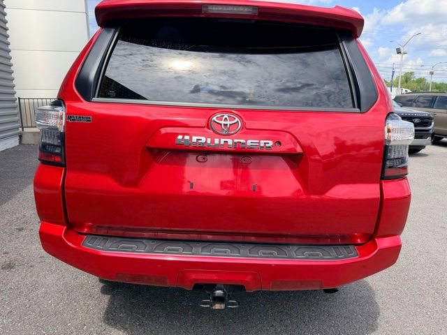 Used 2021 Toyota 4Runner SR5 RWD image 4