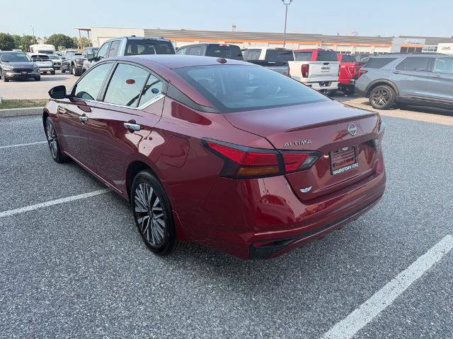 Used 2024 Nissan Altima 2.5 SV AWD/4WD image 6
