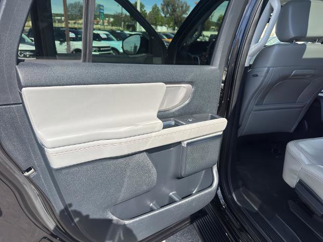 Certified 2025 Ford Expedition Max Active AWD/4WD image 20