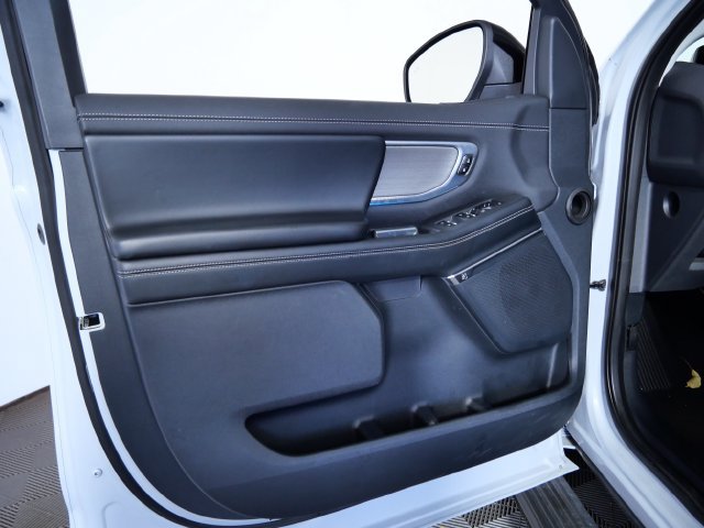 Certified 2025 Ford Expedition Platinum AWD/4WD image 17