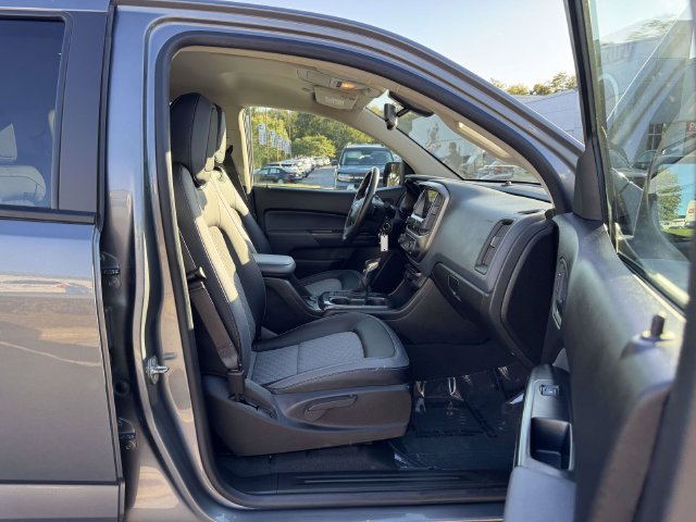 Used 2022 Chevrolet Colorado Z71 AWD/4WD image 11
