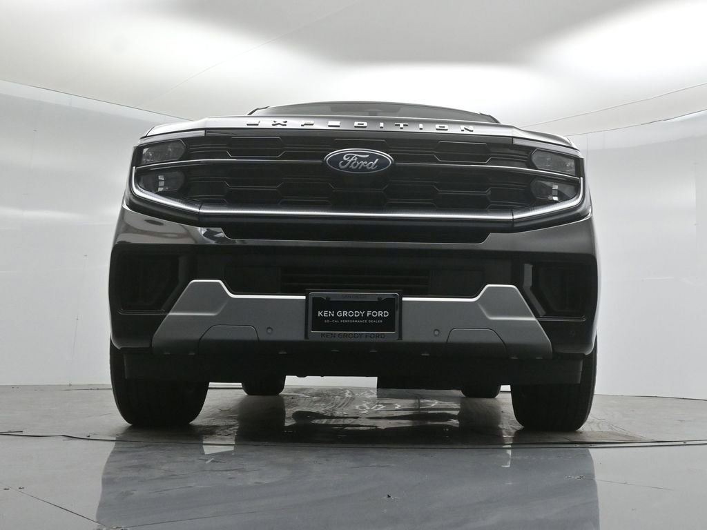 Certified 2025 Ford Expedition Platinum image 45