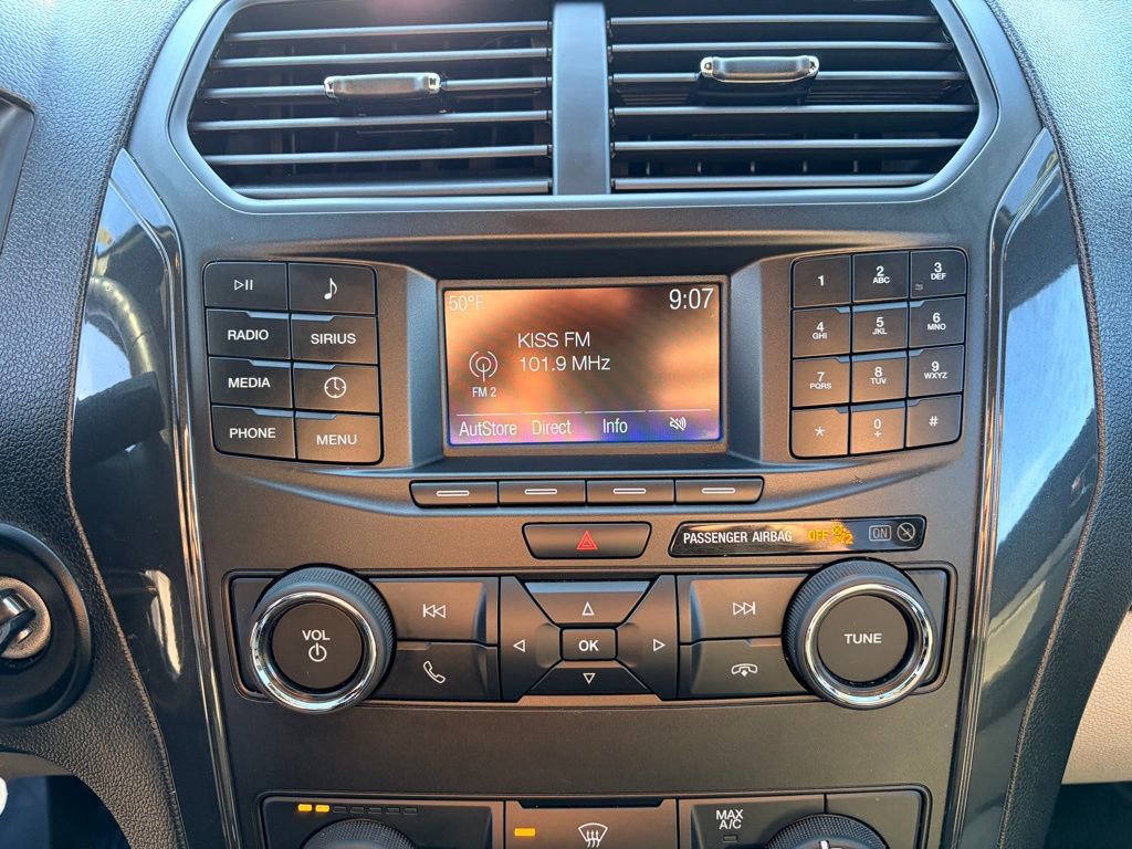 Certified 2019 Ford Explorer FWD image 11