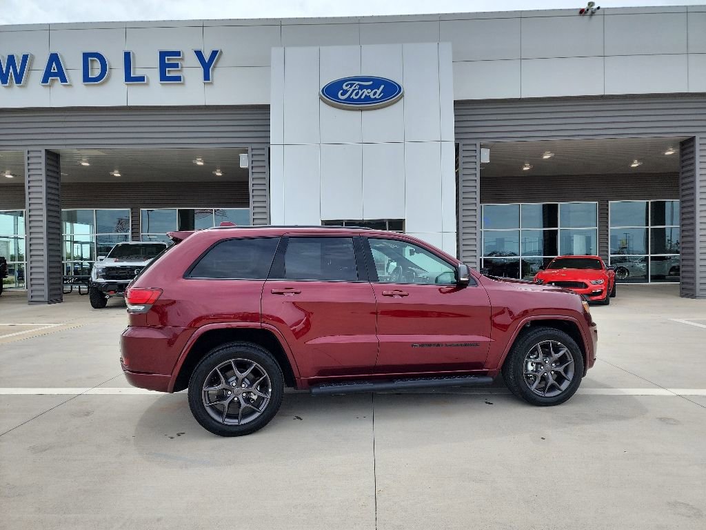 Used 2021 Jeep Grand Cherokee Limited AWD/4WD image 2