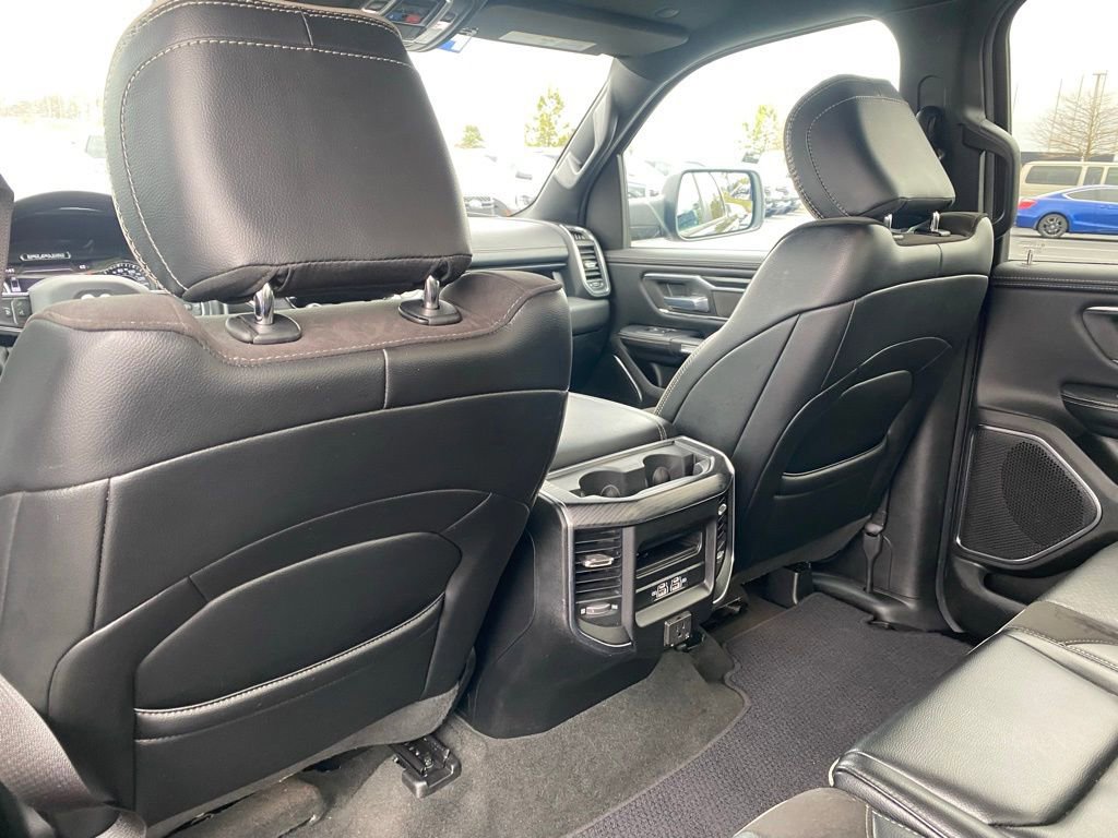 Used 2024 RAM 1500 Laramie image 30