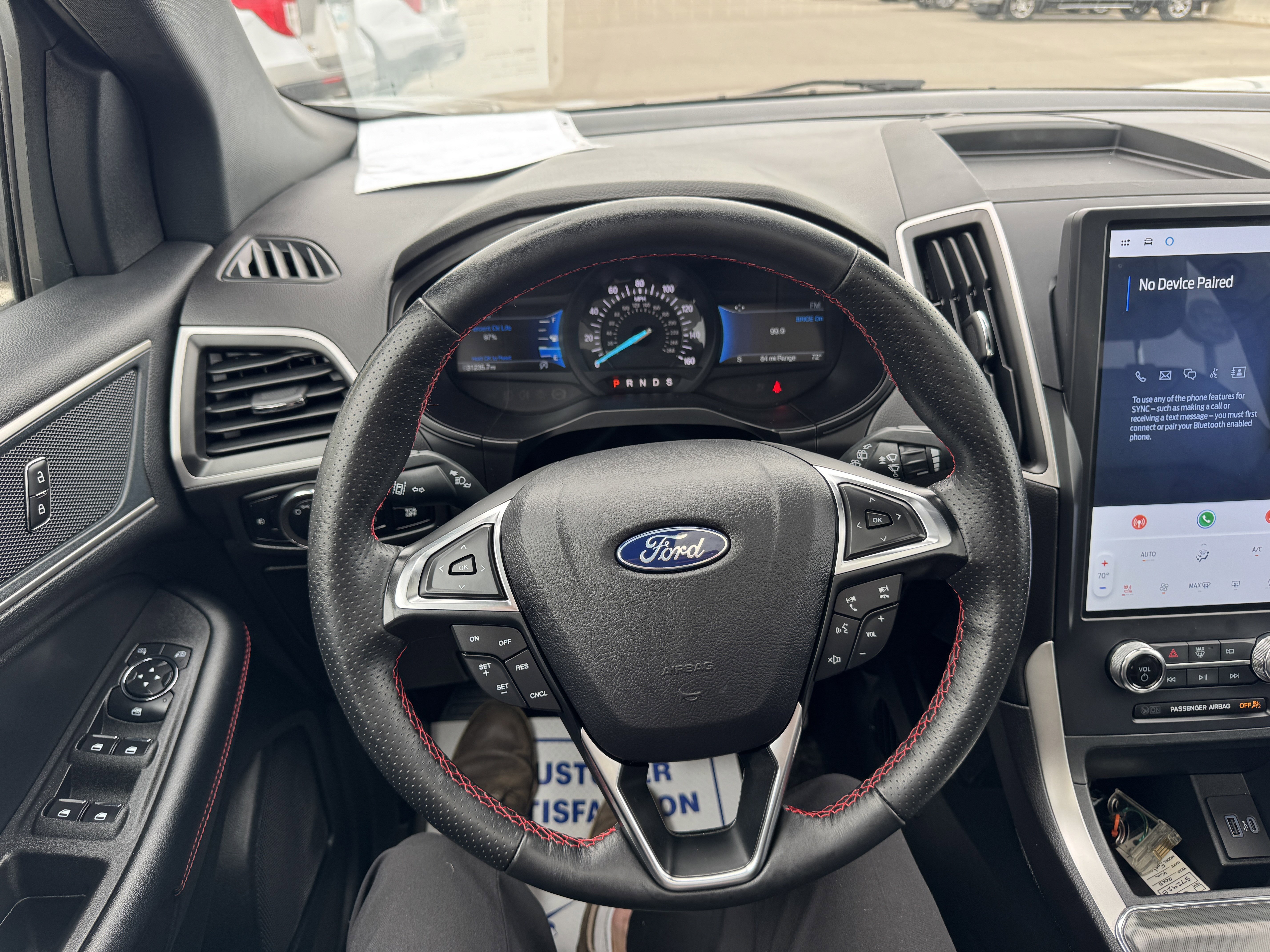 Certified 2024 Ford Edge ST-Line AWD/4WD image 9